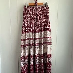 Halter Maxi Dress Elephant Pattern Sz O/S Red/White Lightweight Material